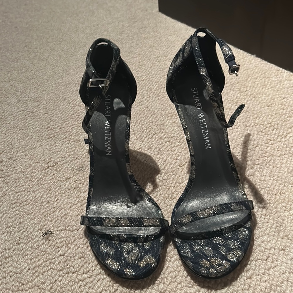 Stuart Weitzman blue and gold heels!